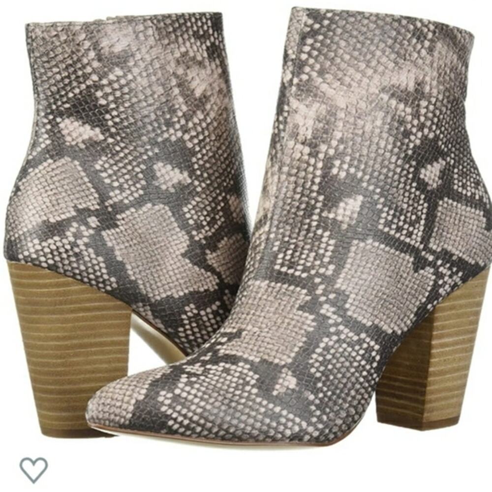 Carlos Santana Lydia Snakeskin Booties Size 7.5